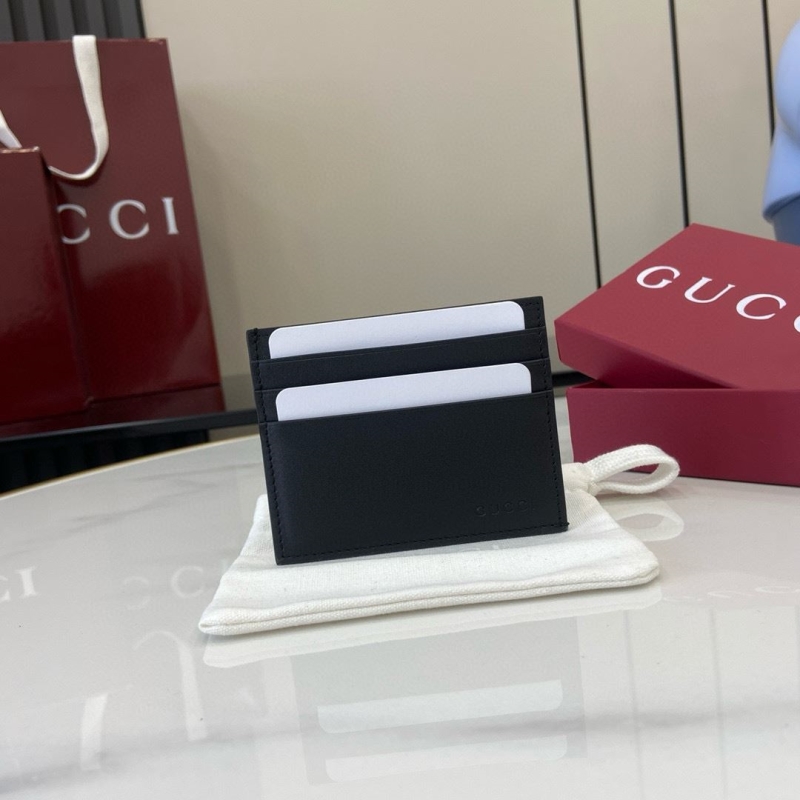 G*u*i wallets & purse
